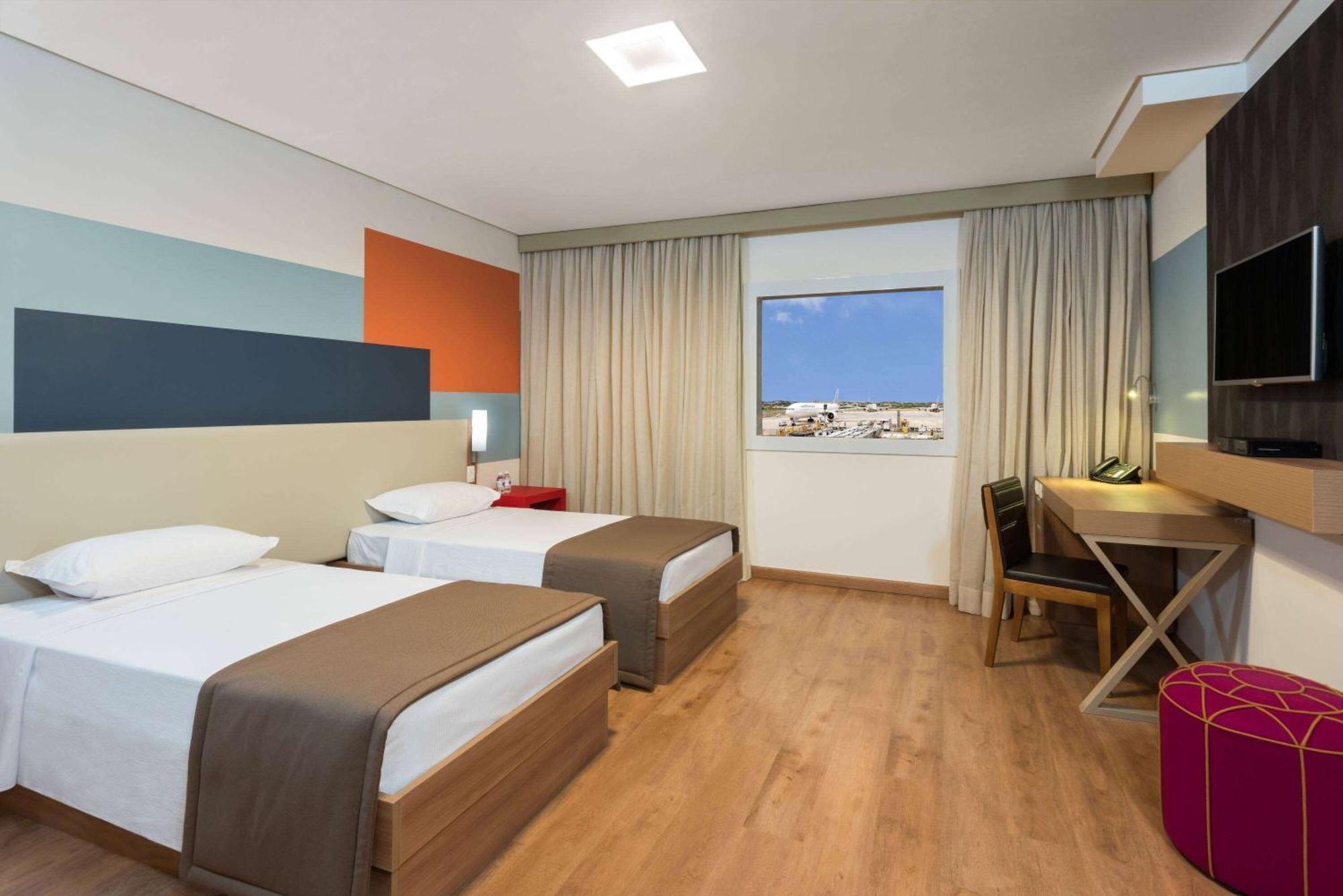 Tryp By Wyndham Sao Paulo Airport - Hotel De Transito Terminal 3 -Lado Ar - Area Restrita A Passageiros Ja Embarcados - Piso 1 Guarulhos Kültér fotó
